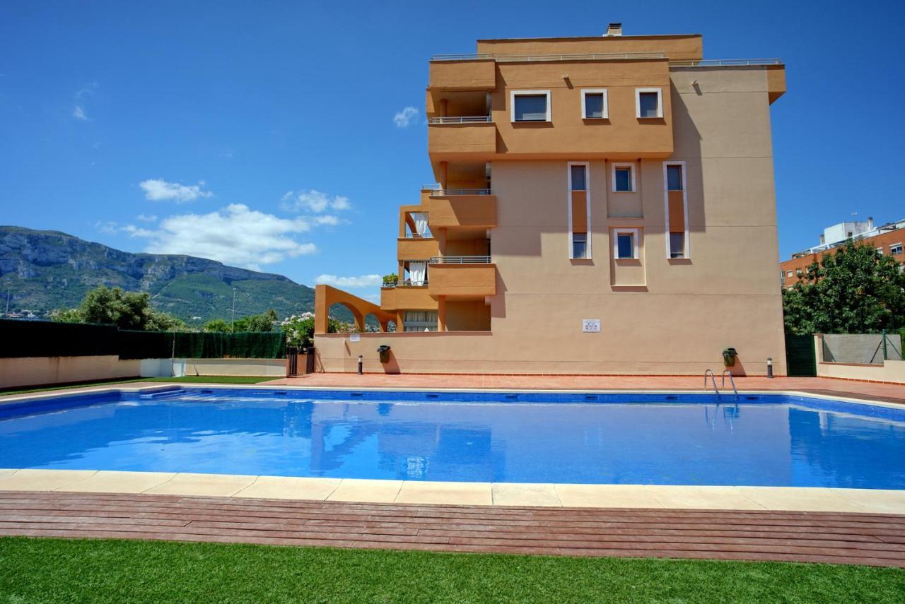 Denia Deluxe Beach & City Apartment Exterior photo